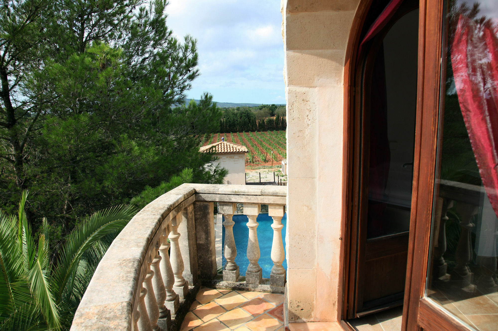 Weingut & Landhotel Can Davero บินิสซาเล็ม ภายนอก รูปภาพ